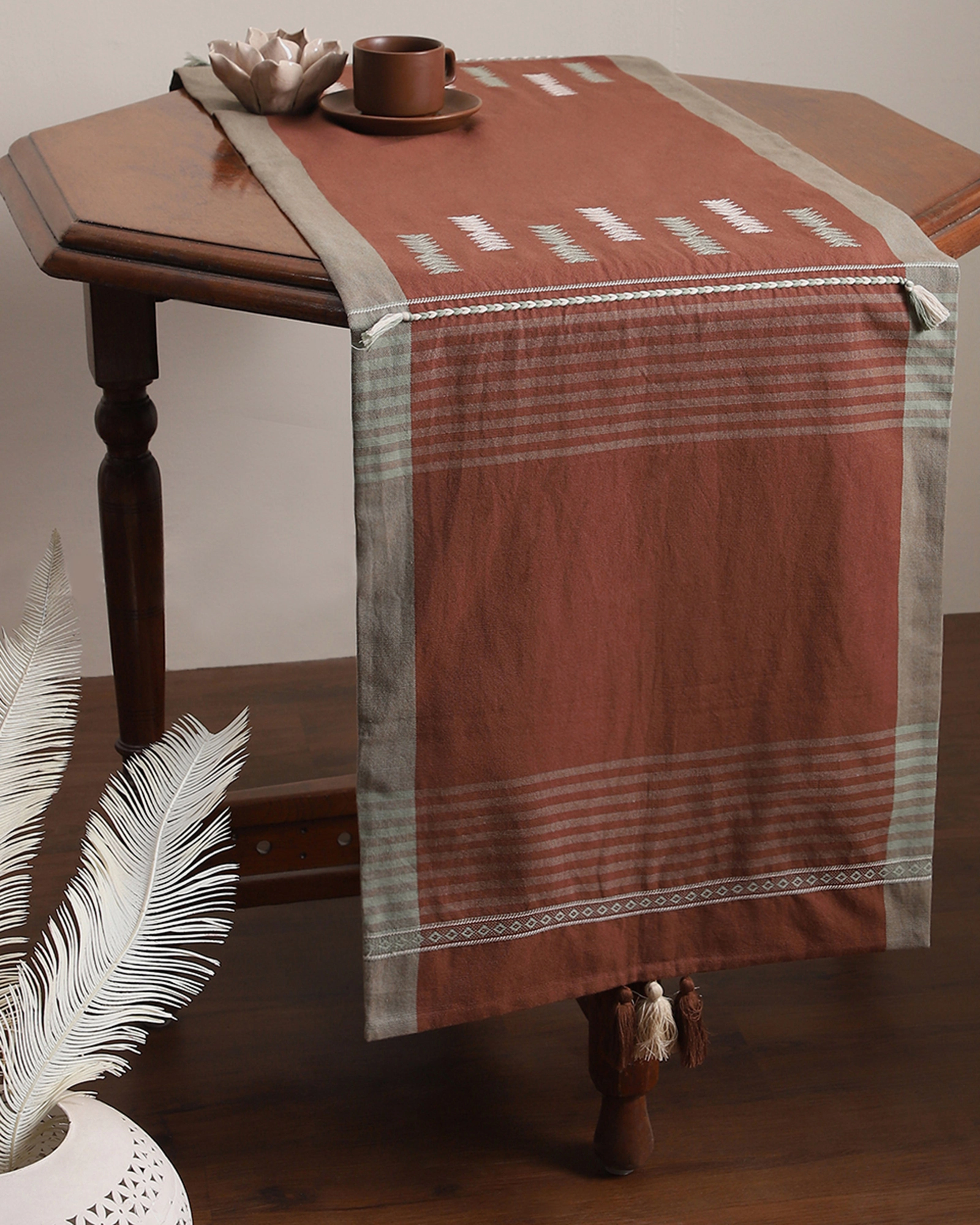 Alba Extra Weft Cotton Table Runner