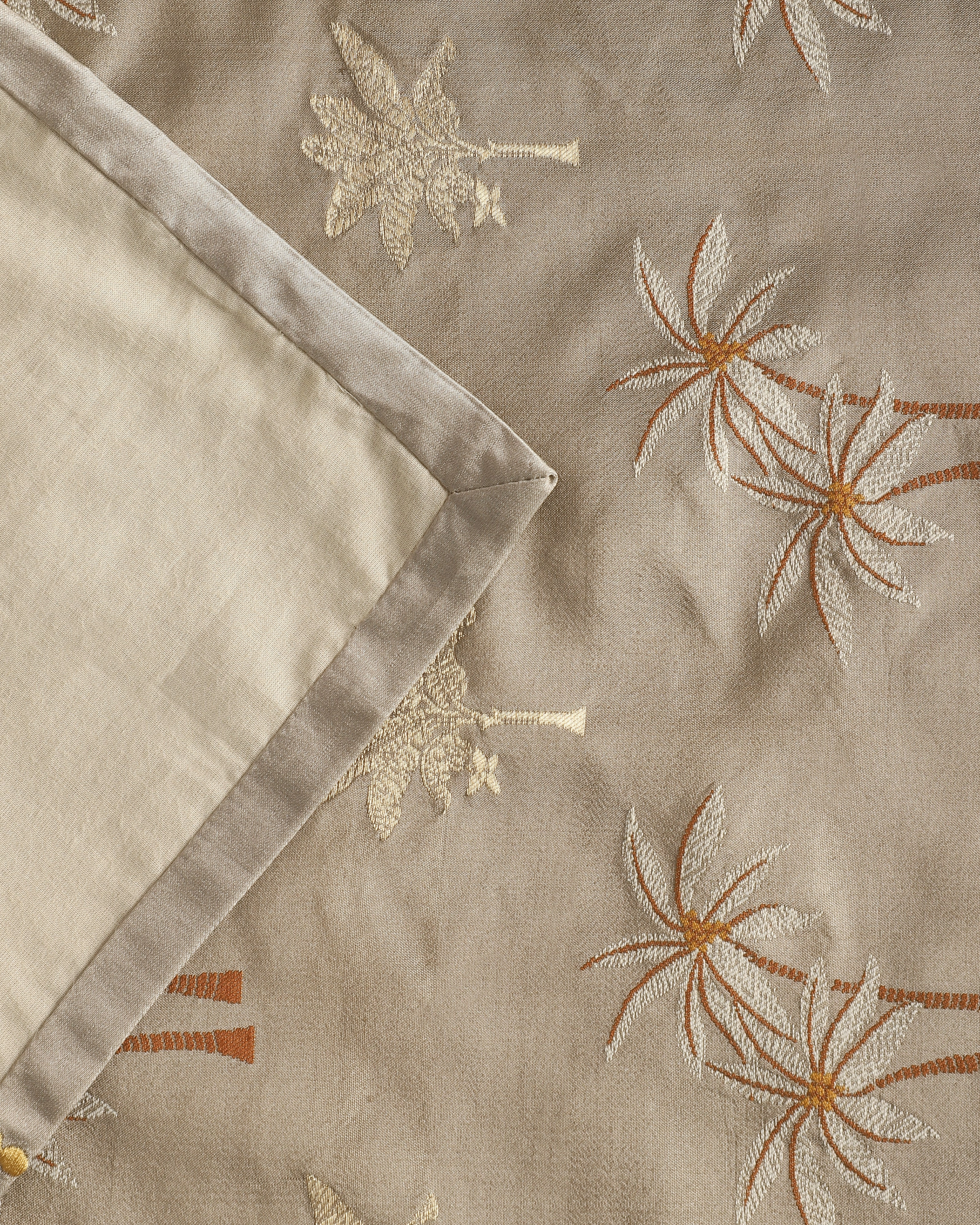 Aranya Powdi Silk Cotton Table Runner