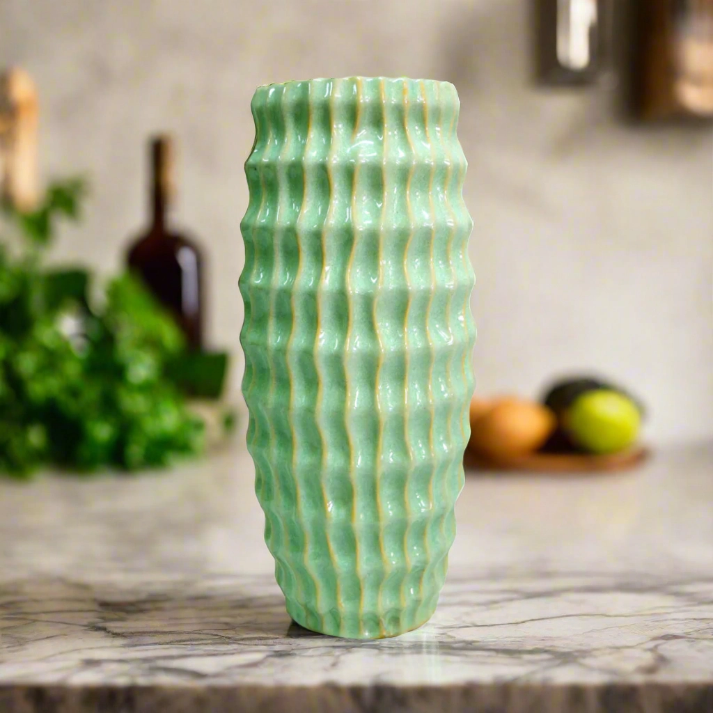 Atlantis vase