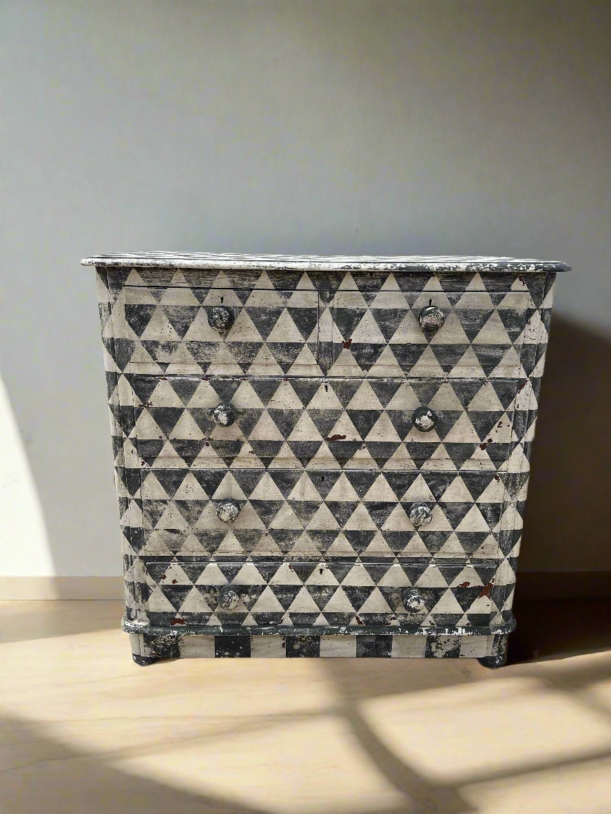 BLACK AND WHITE TRIANGLE PAINTED 4 DRAWER CHEST artistic wall mural