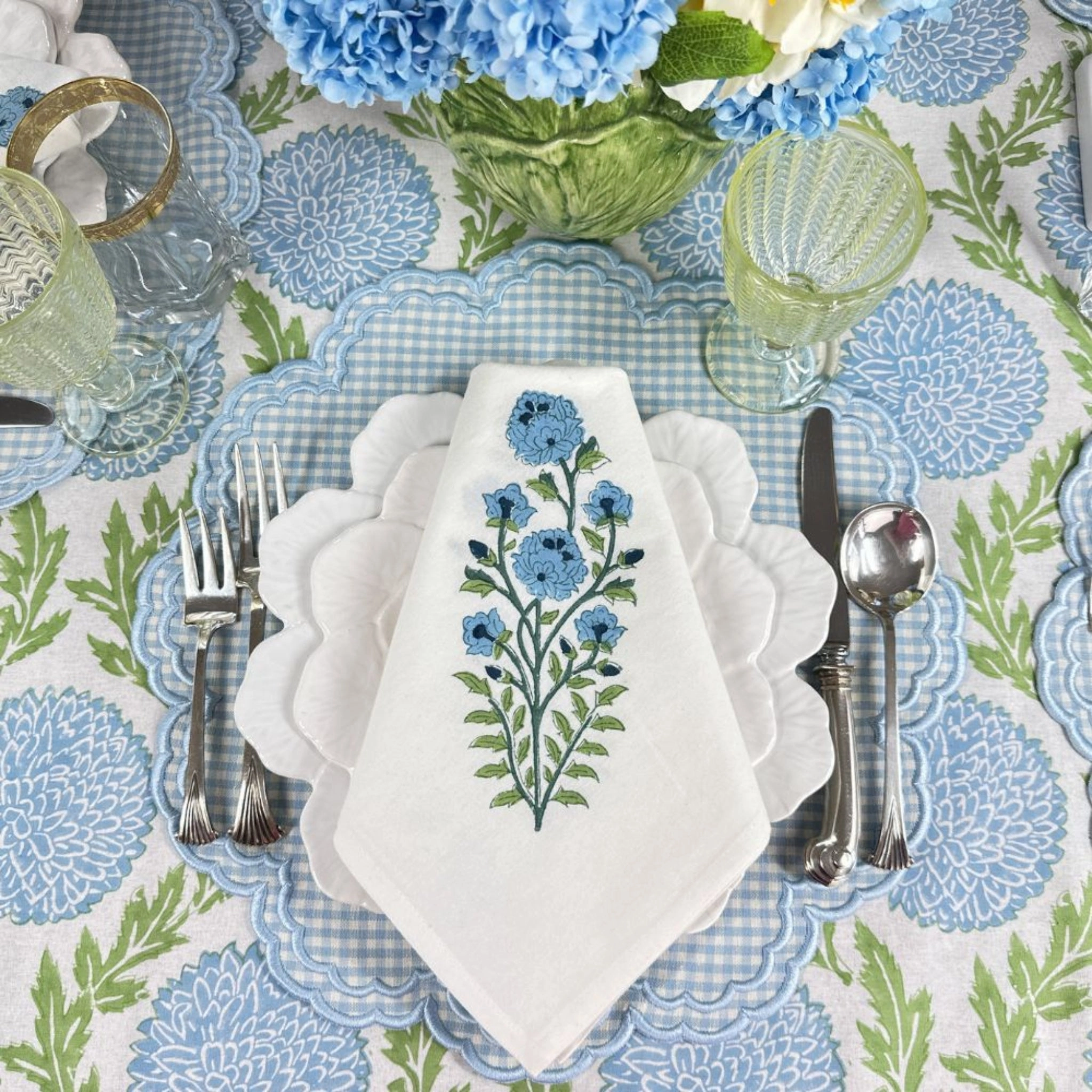 Blue Flower Motif Napkin, Set of 4