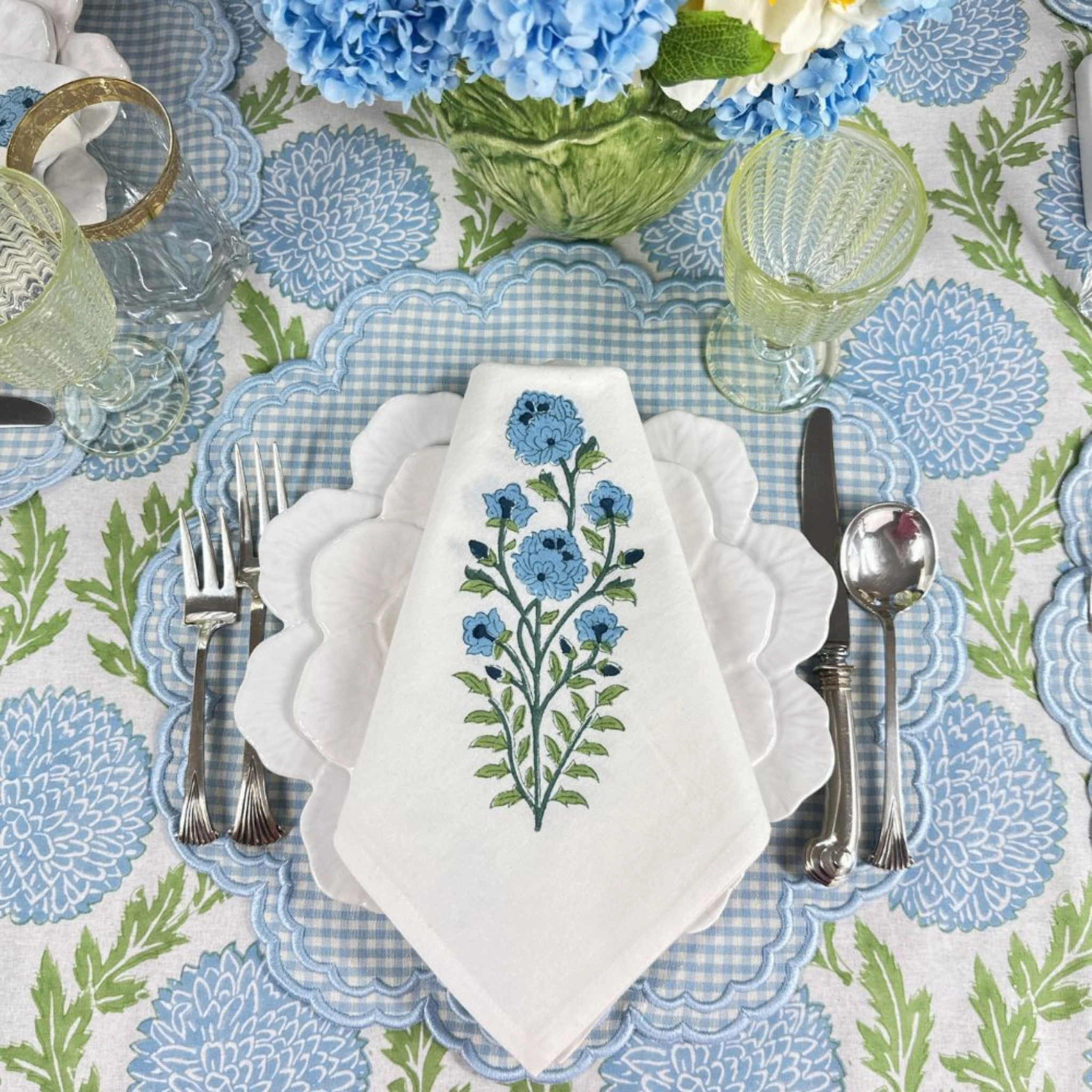 Blue Flower Motif Napkin, Set of 4