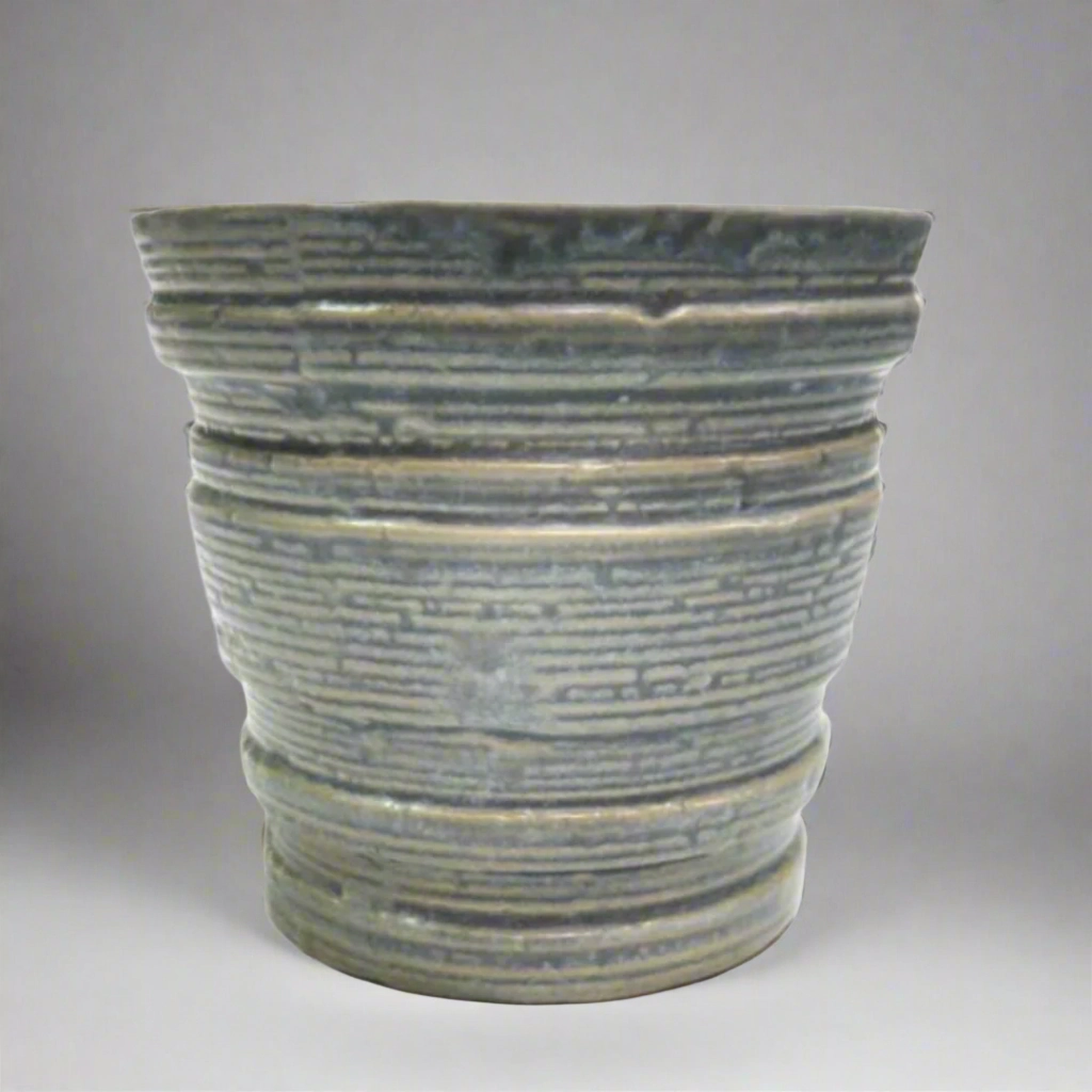Brettelle Pot decorative home ornament