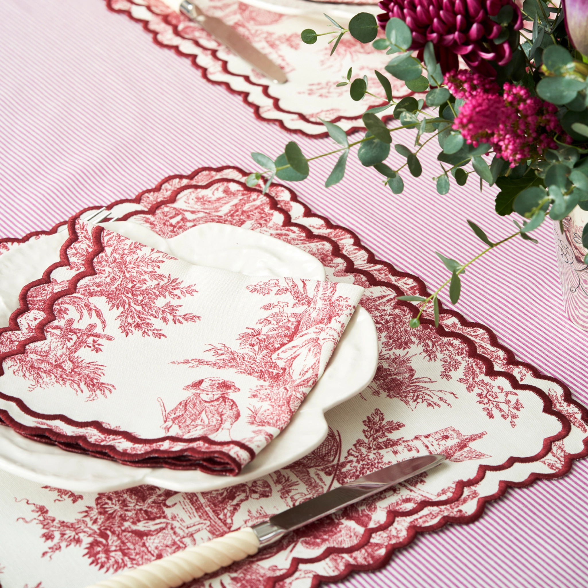 Burgundy Elise Placemat & Napkin Set