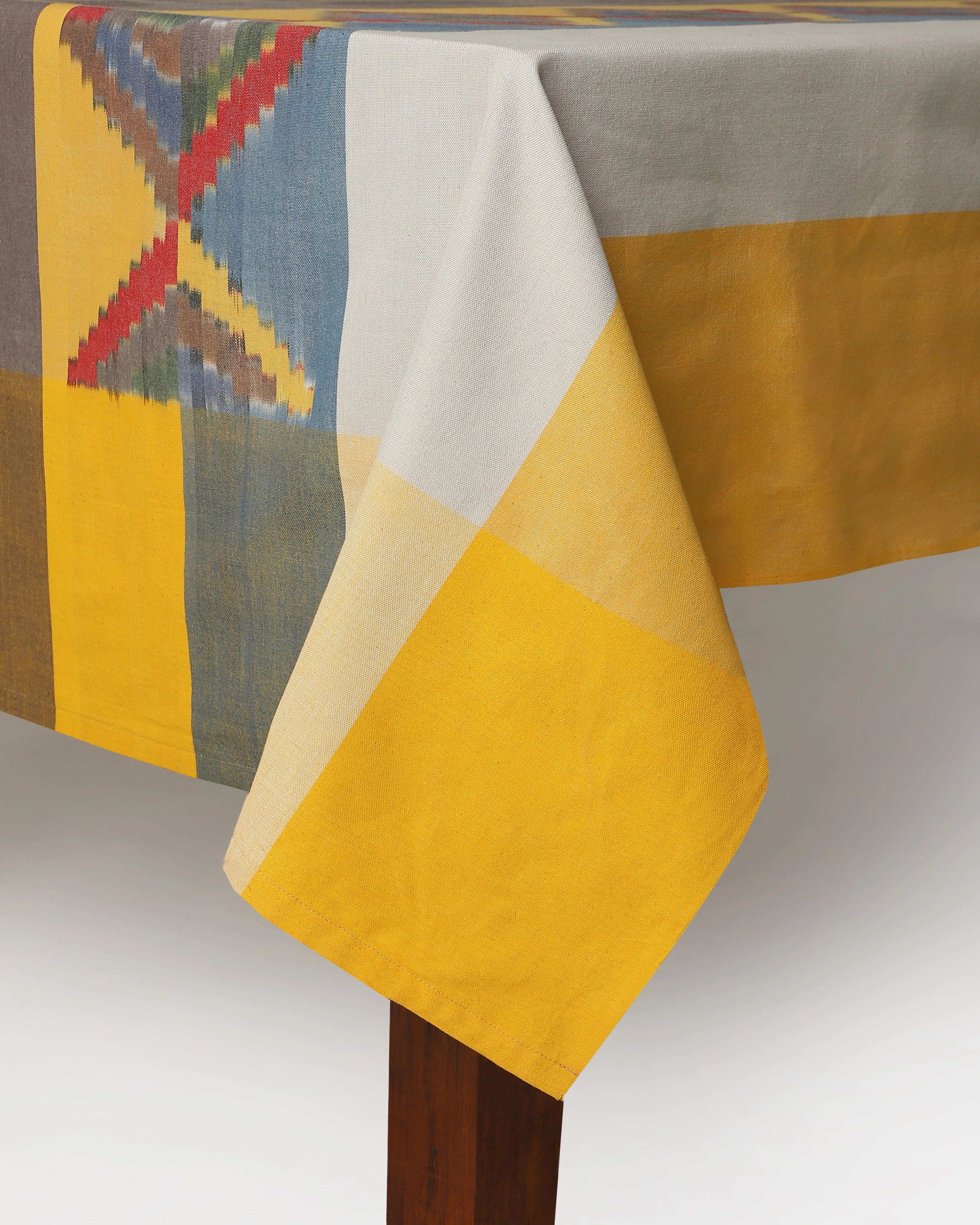 Carlotta Warp Ikat Cotton Table Cover