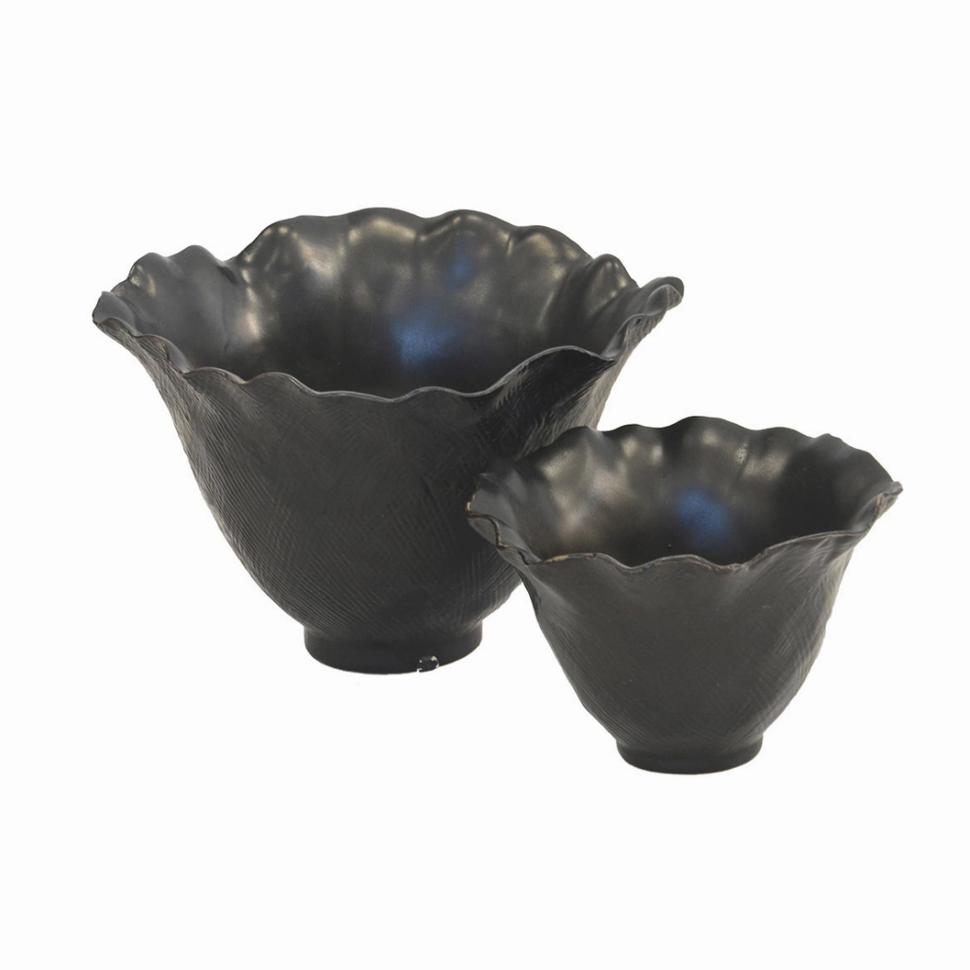 Ceramic scalloped petal votive matt black s/2