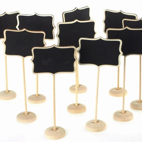 Chalkboard Scalloped Wooden Table Stand, 7-Inch, 10-Piece wooden room decoration