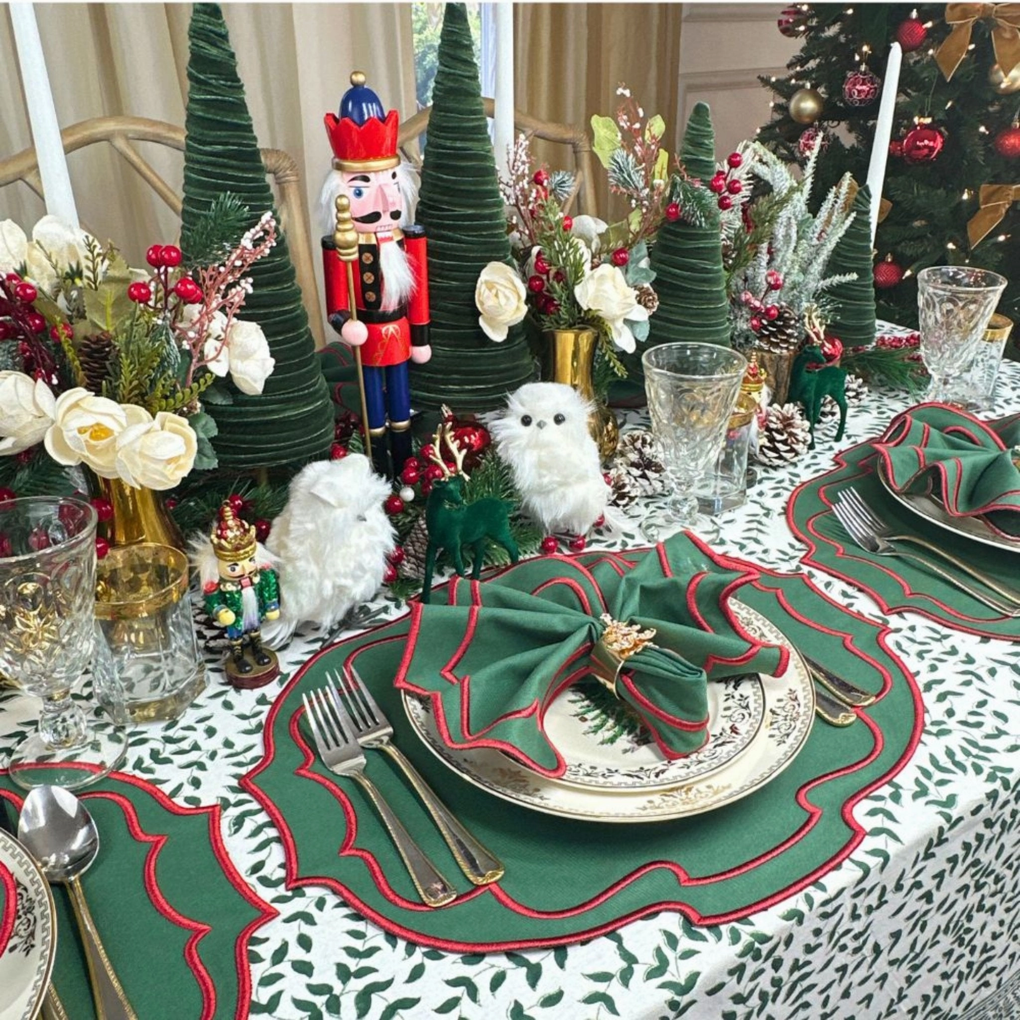 Christmas Belle Napkin, Set of 4