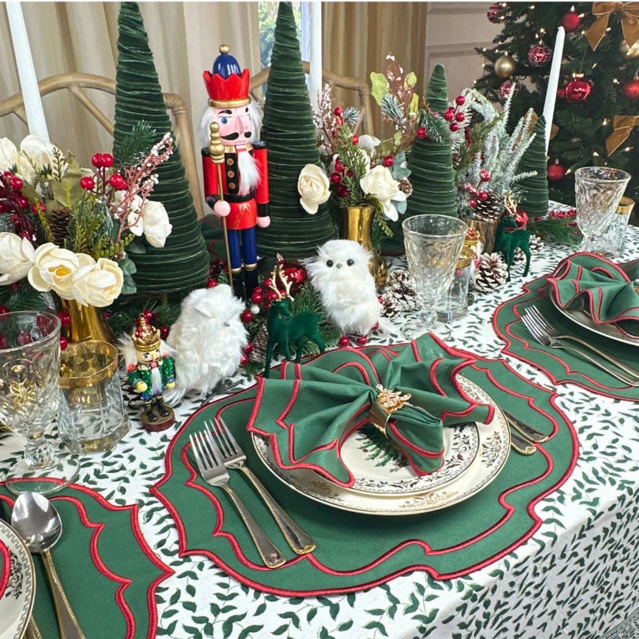 Christmas Belle Napkin, Set of 4
