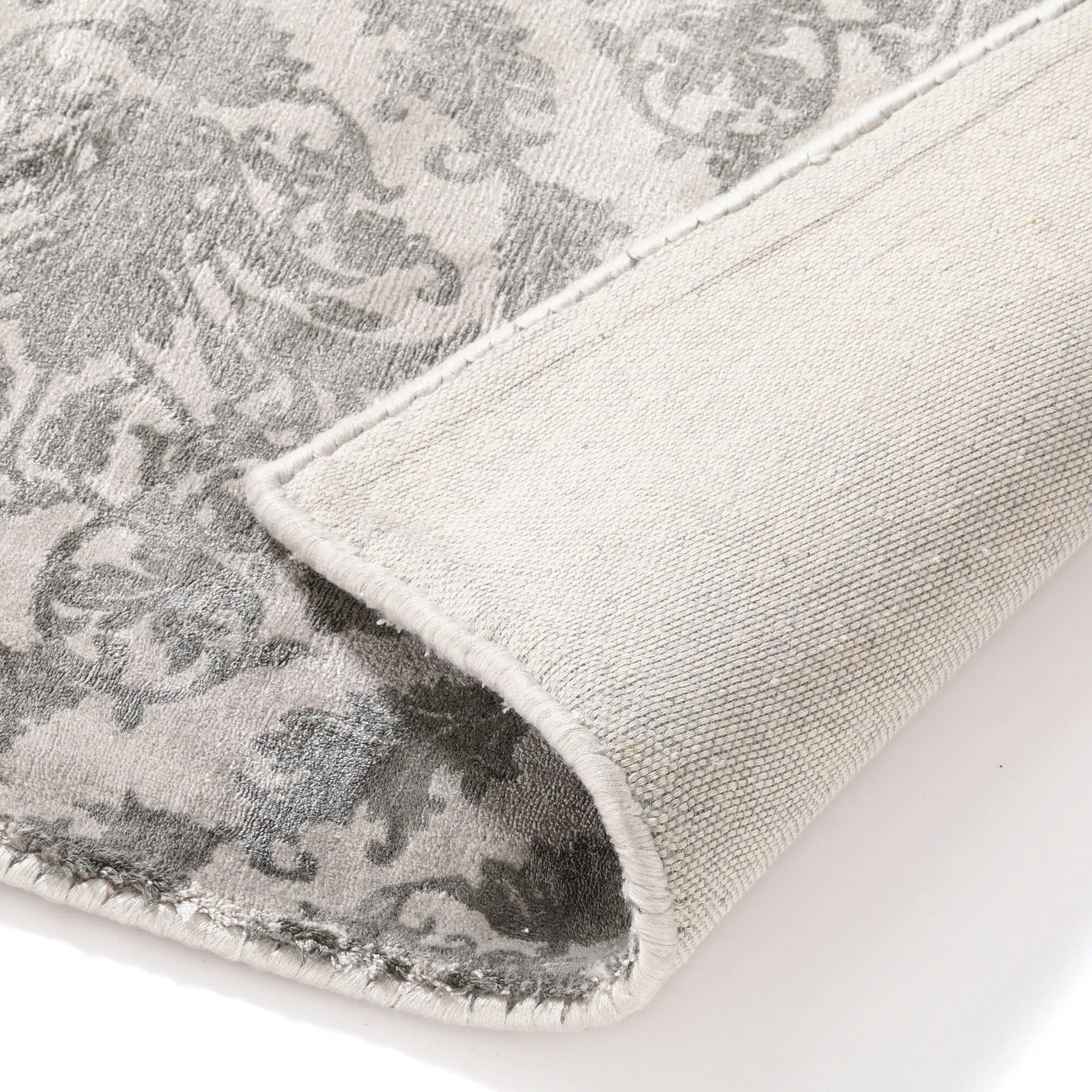 Damask Viscose Rug L 2600  1700 Light Gray