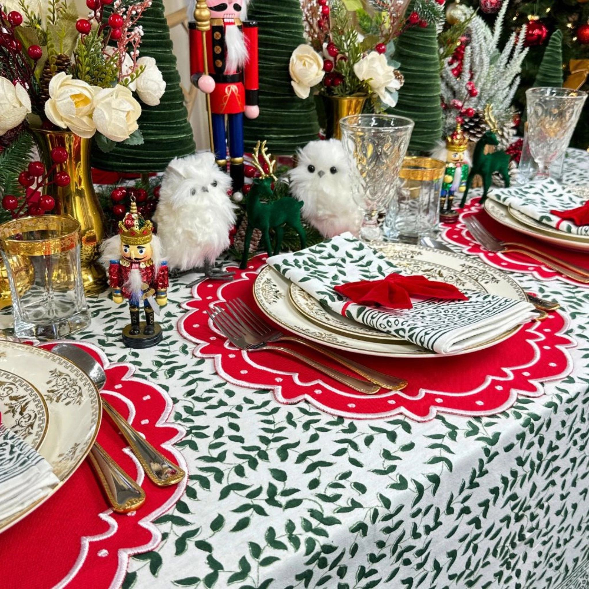 Dark Green Leaves Tablecloth