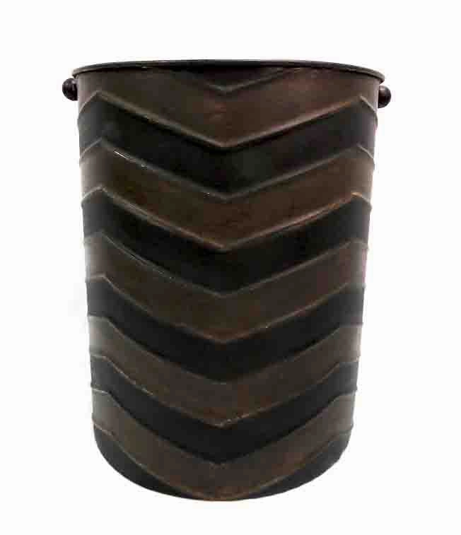 Dark Shadow Container