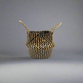 De palma basket decorative home ornament