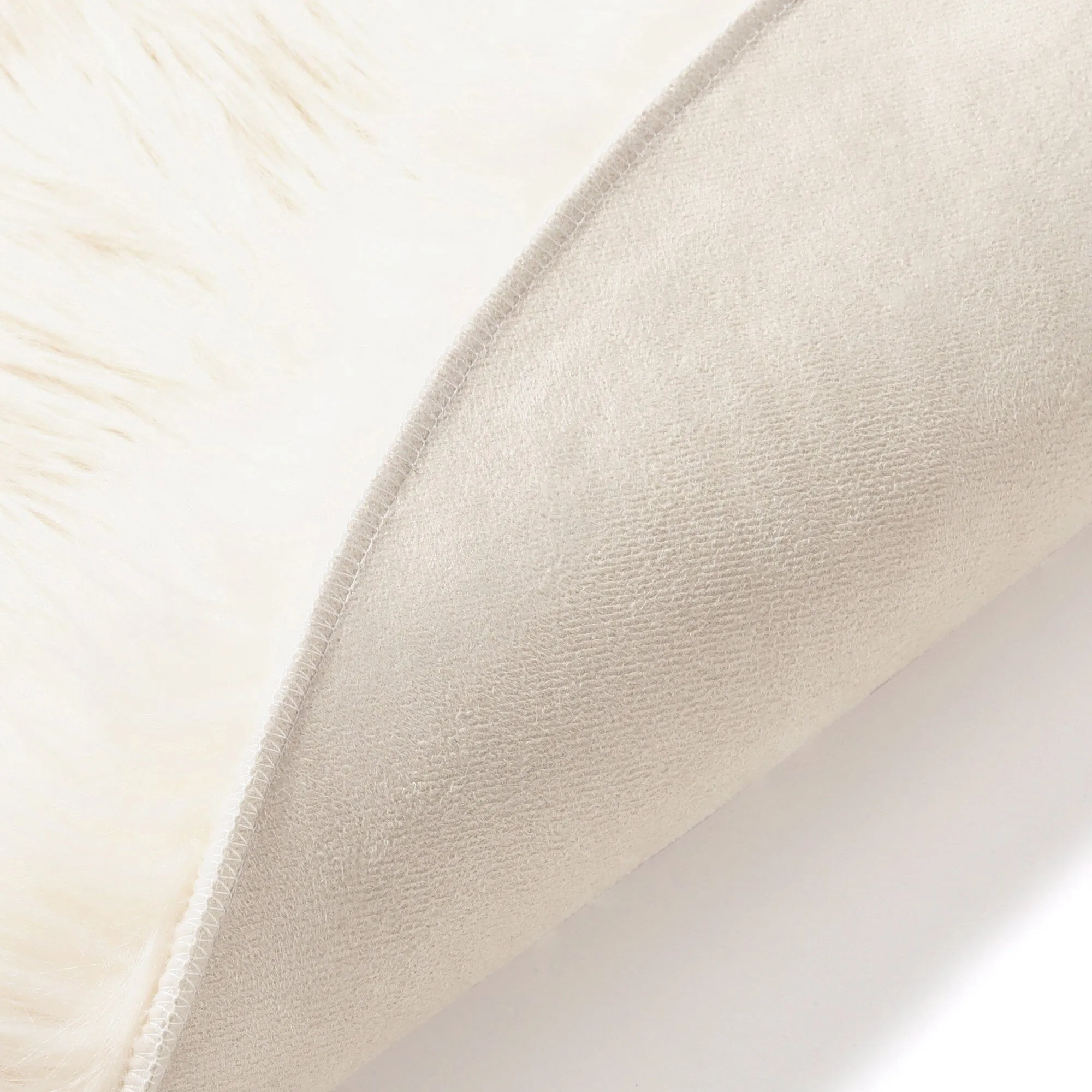 Farmo Round Rug 1000 White