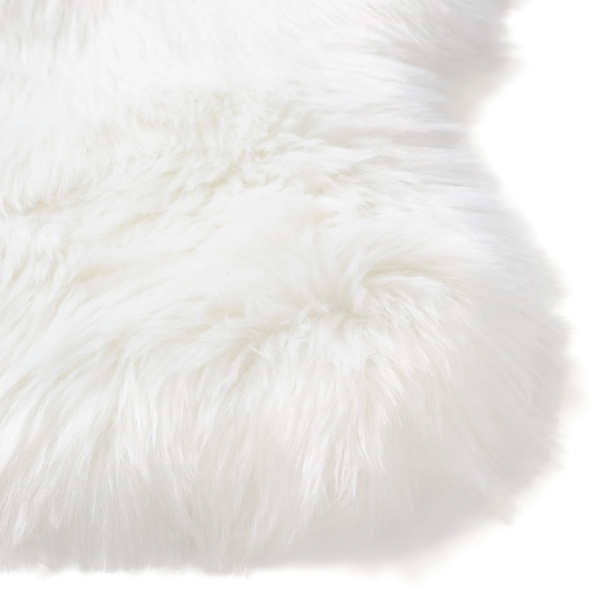 Farmo Rug White (W900 X D500)