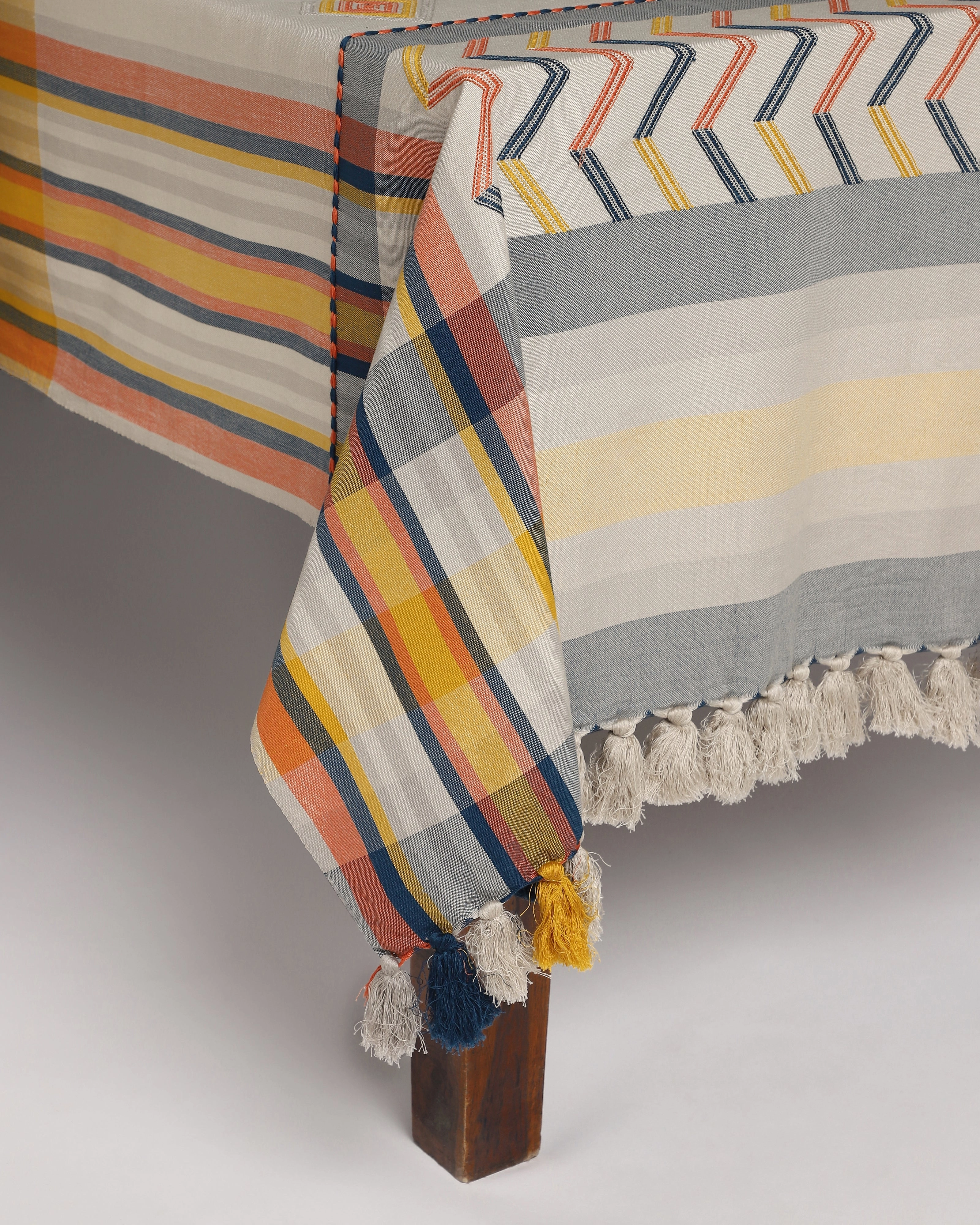 Fewa Extra Weft Cotton Table Cover