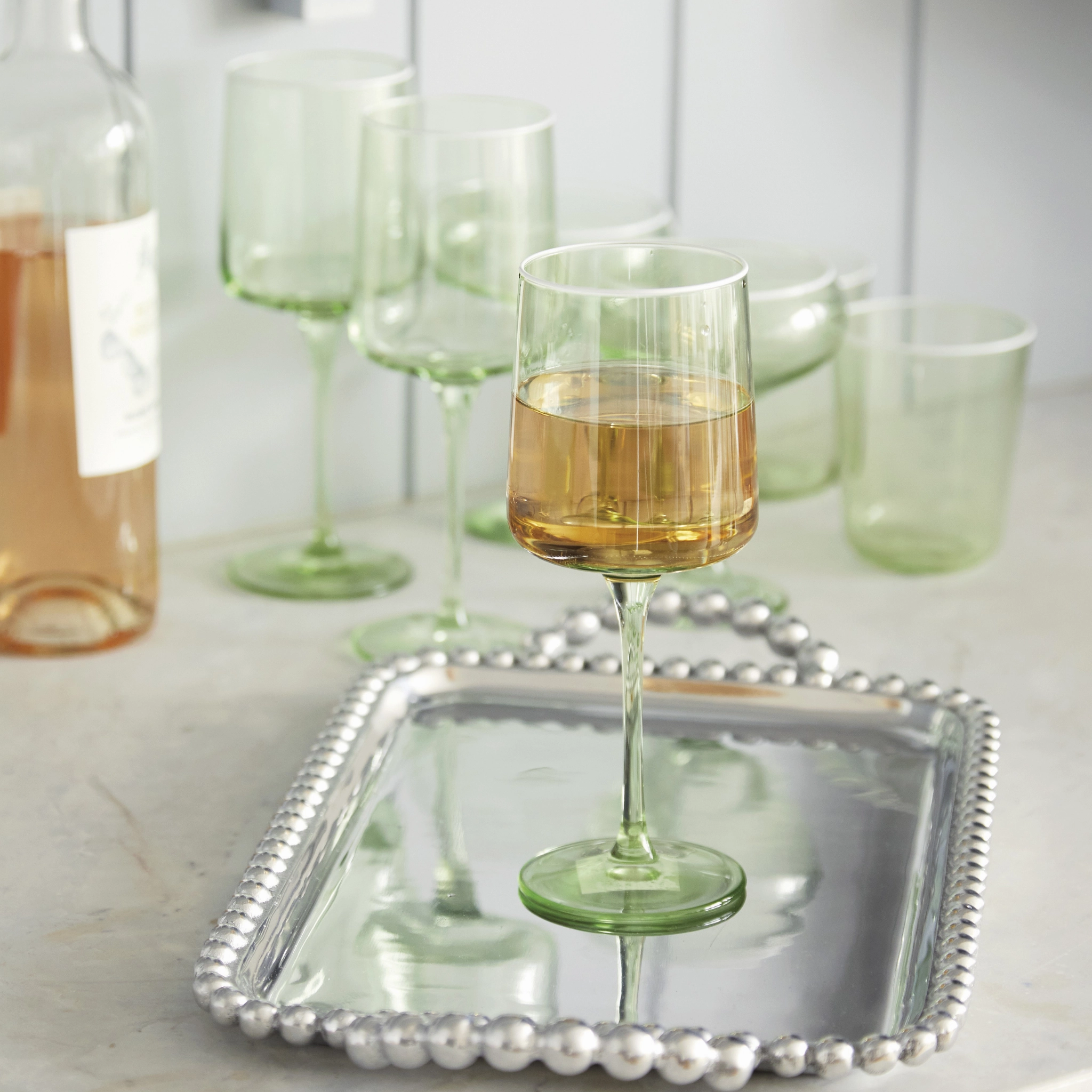 Fine Line Light Green With White Rim Wine Glass, Set of 4