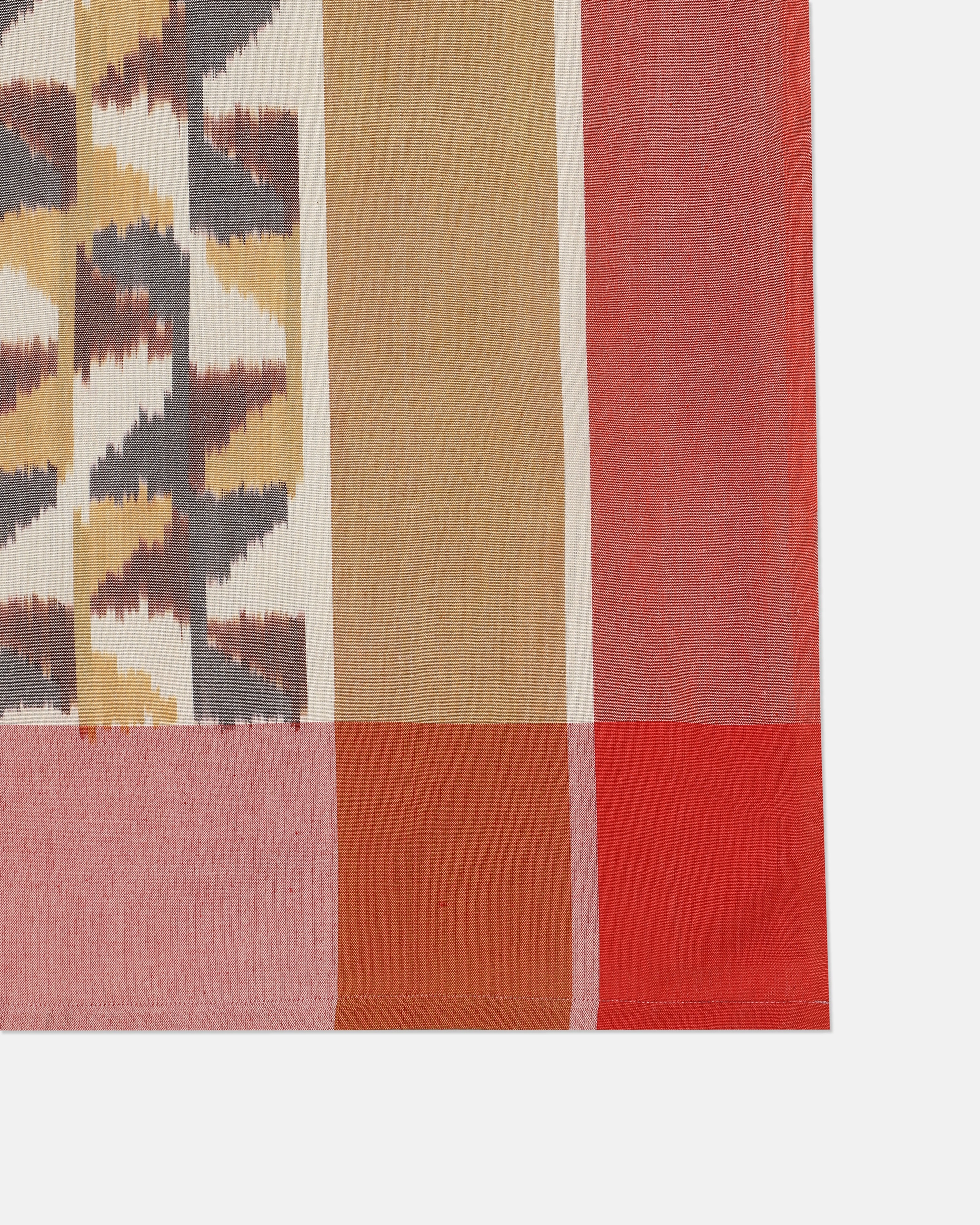 Ginerva Warp Ikat Cotton Table Cover