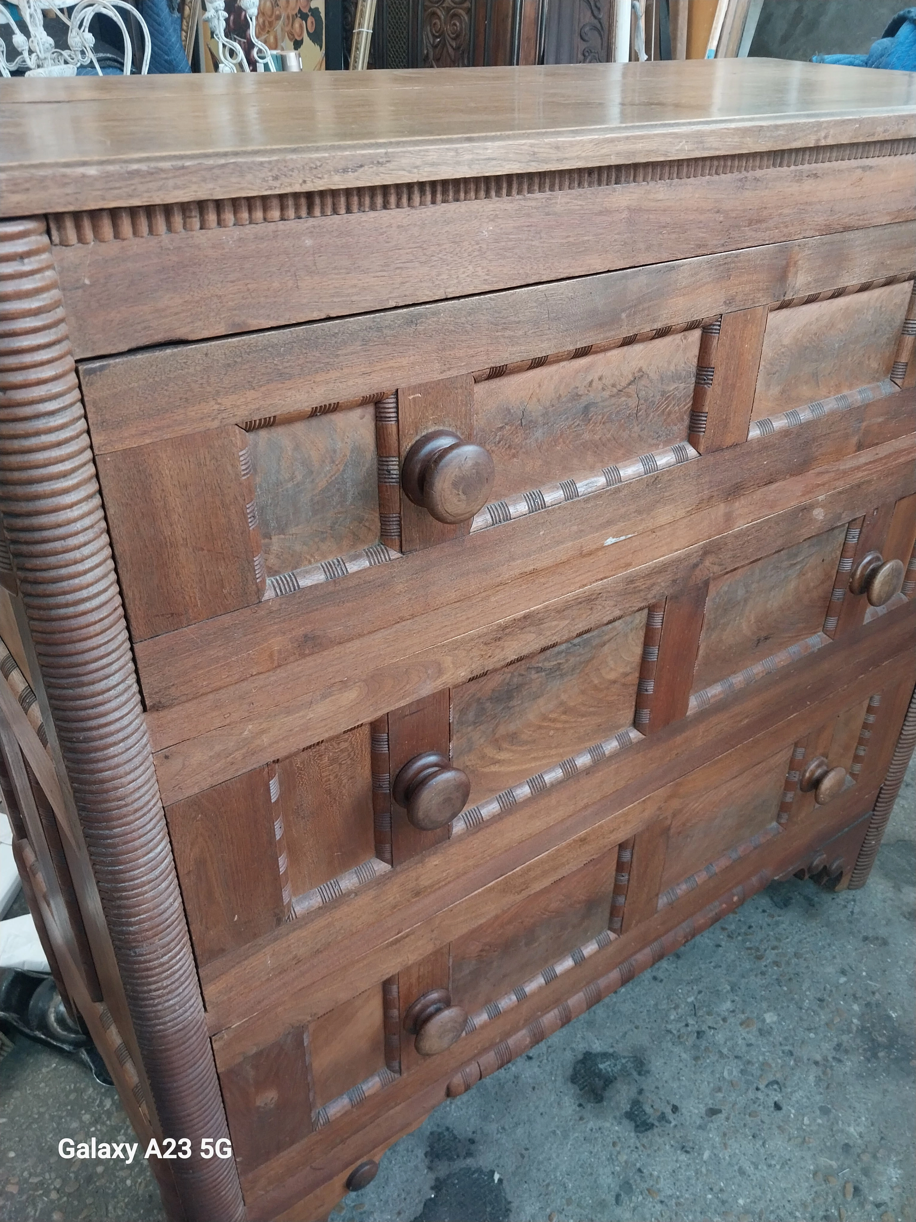 HANDMADE 19TH CENTURY AMERICAN BLACK WALNUT CHEST