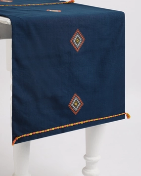 Harita Extra Weft Cotton Table Runner ceramic table ornament
