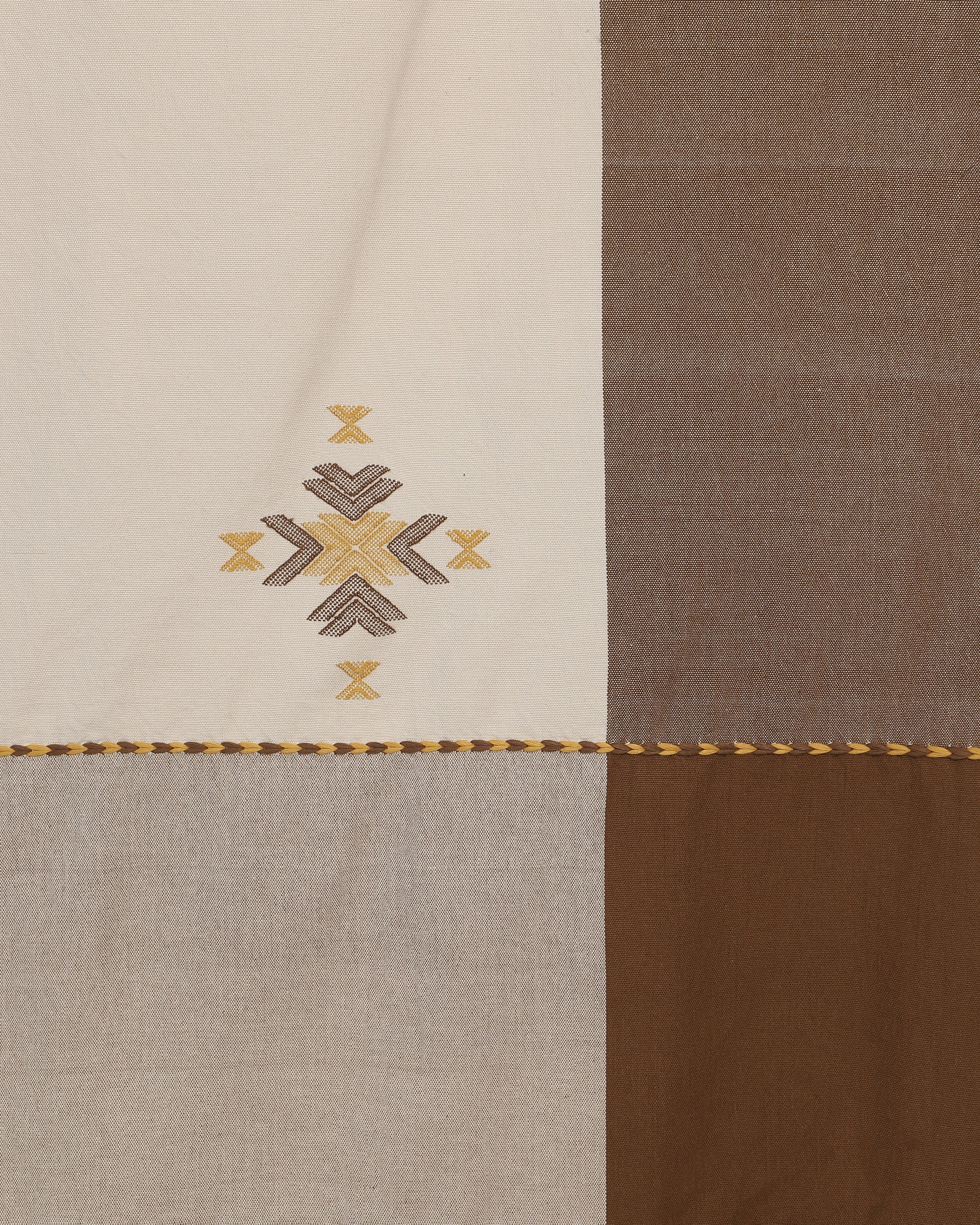 Ivona Extra Weft Cotton Table Cover