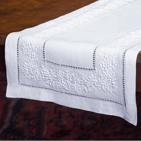 Jardin Classic Embroidered Linen Table Runner mini desktop sculpture