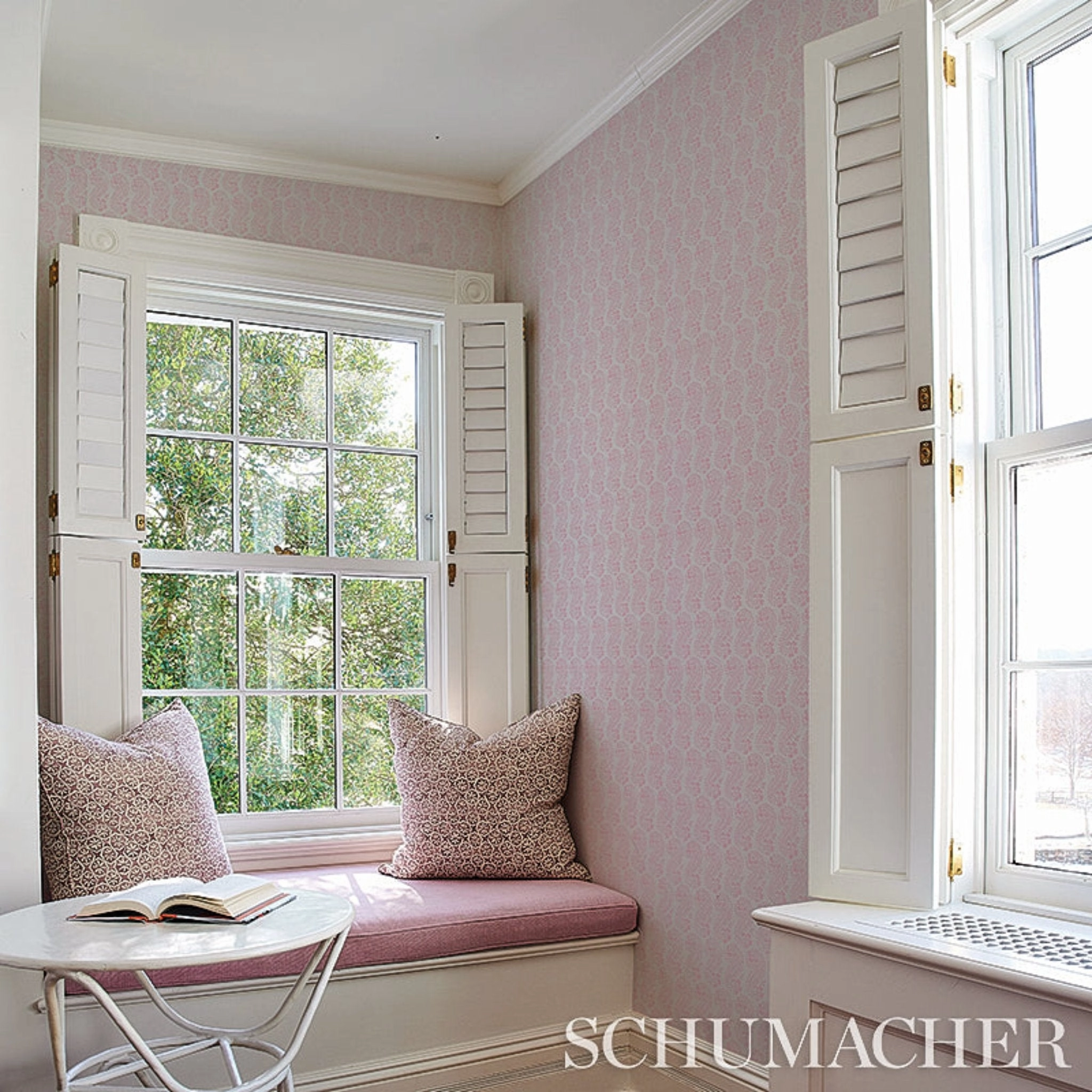 Lani Pink Botanical Paisley Wallpaper