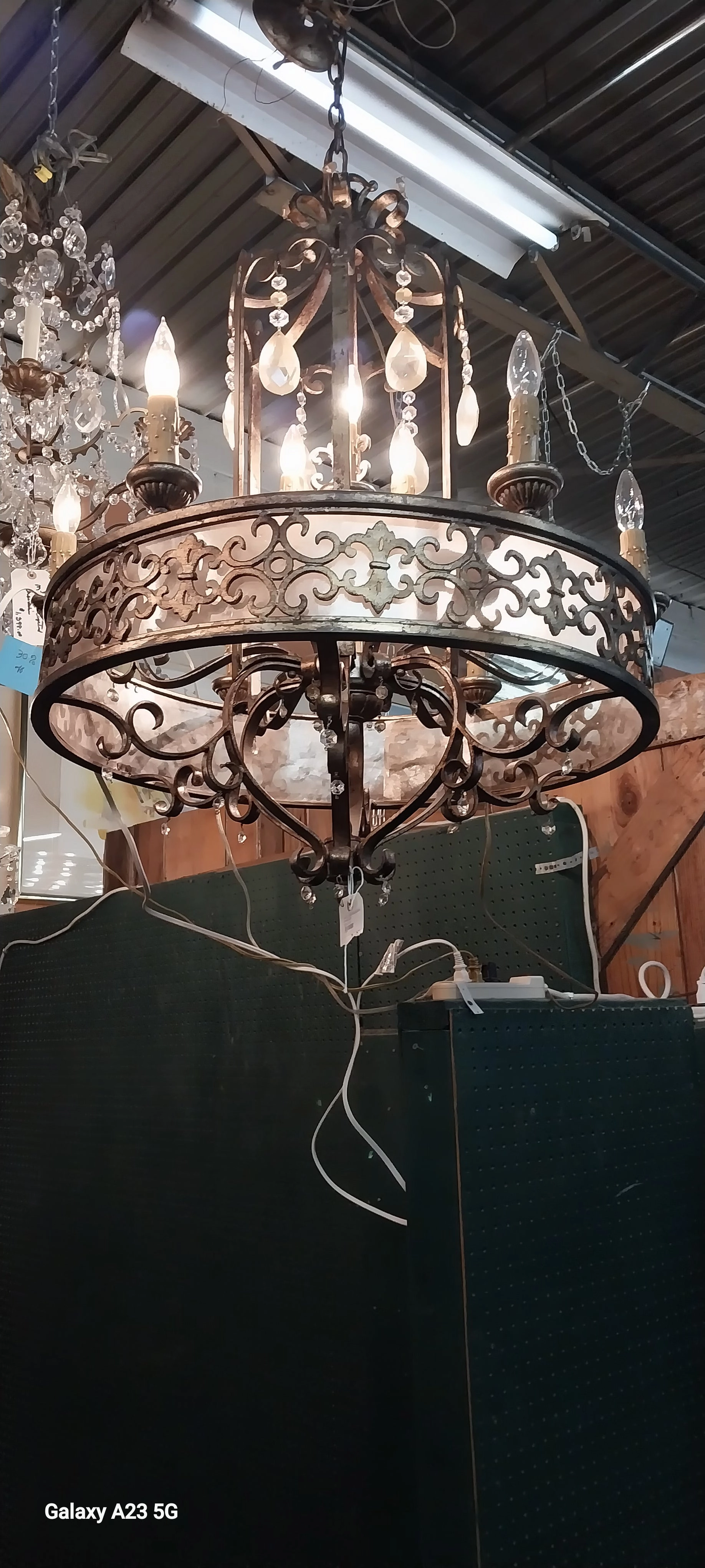 LARGE 9 LIGHT ROUND IRON CHANDELIER