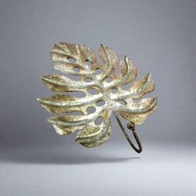 Leafhanger Hook decorative home ornament