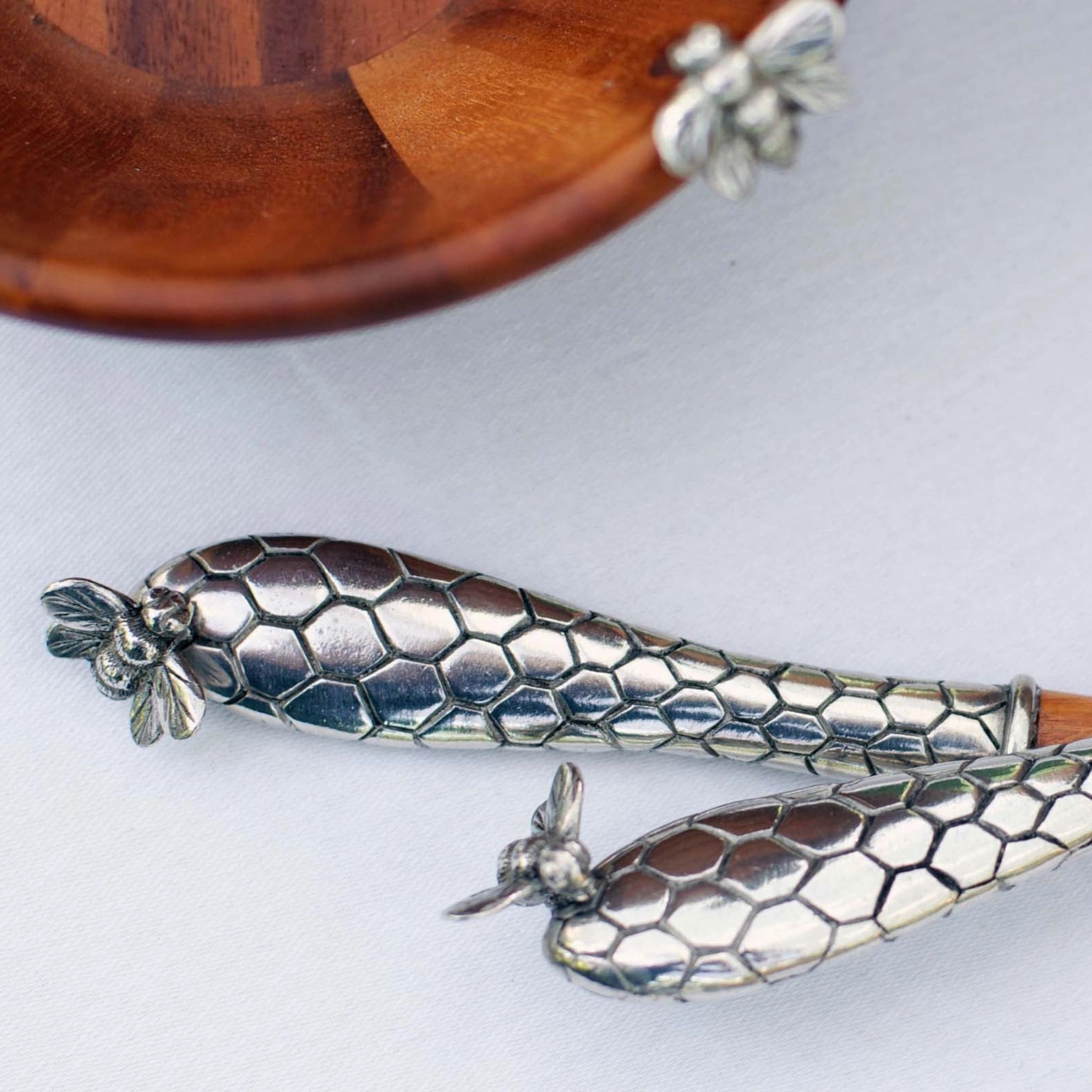 Little Bees Salad Server Set
