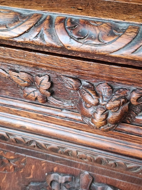 LOUIS XIII BARLEY TWIST OAK  BUFFET artistic wall mural