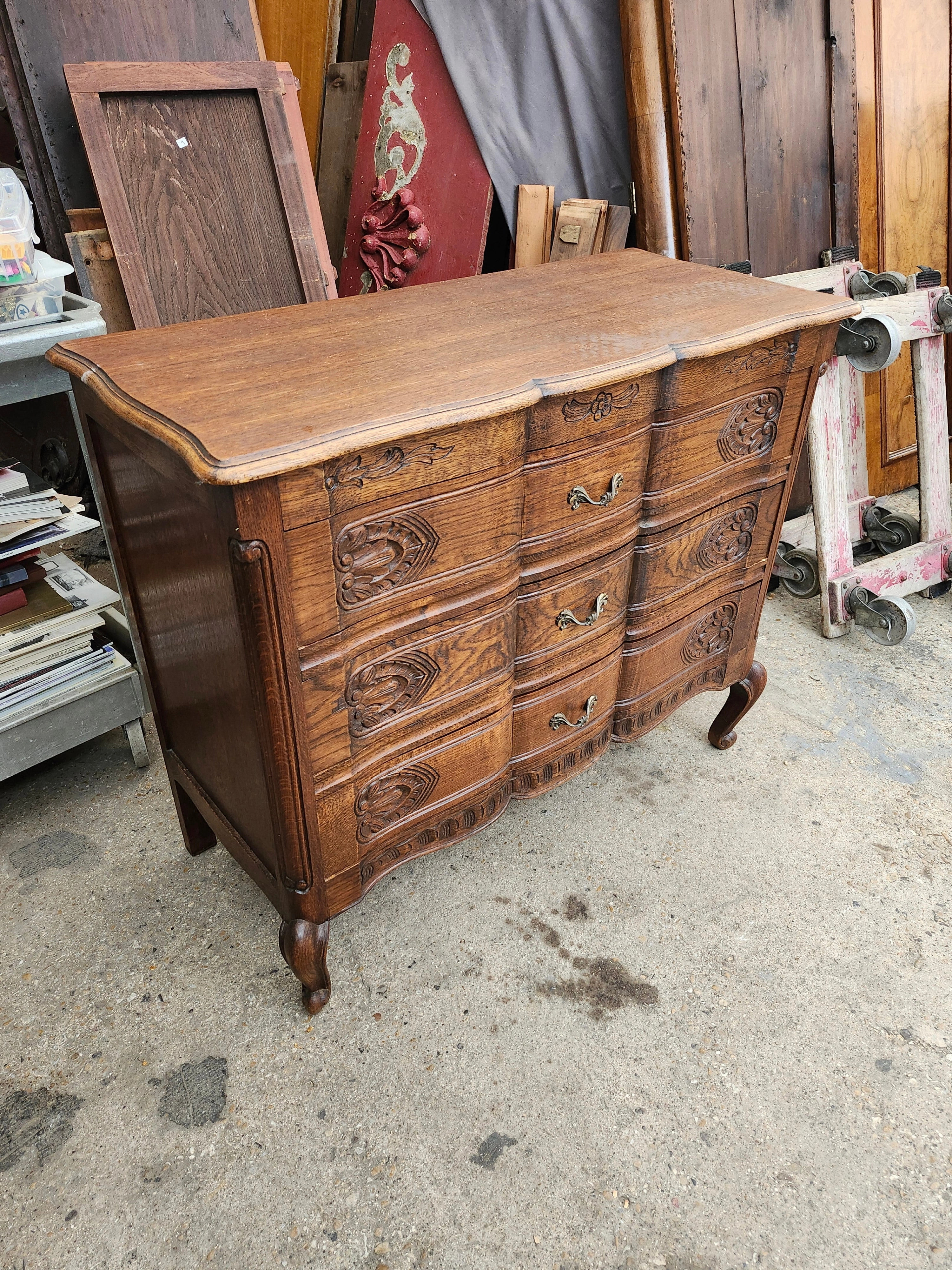 LOUIS XV CARVED OAK 3 DRAWER COMMODE