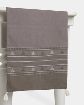 Mia Extra Weft Cotton Table Runner ceramic table ornament