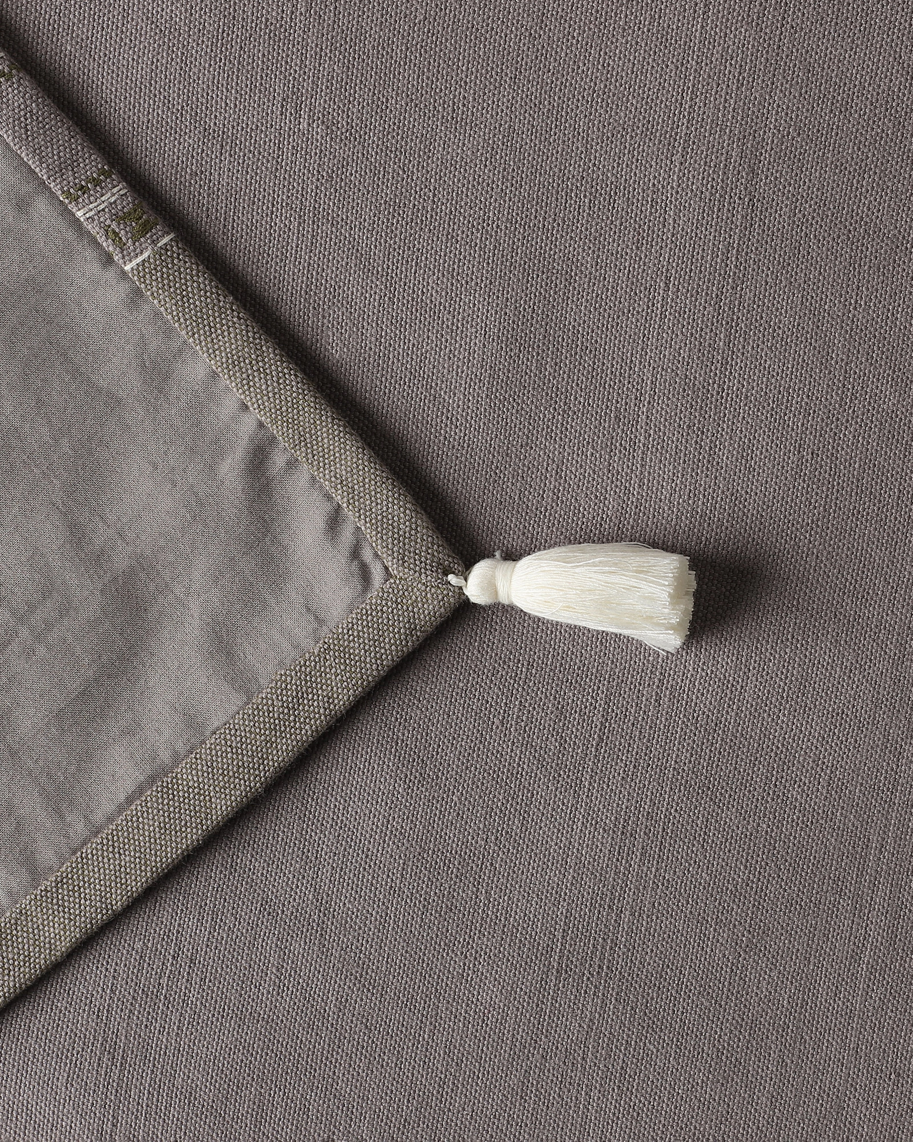 Mia Extra Weft Cotton Table Runner