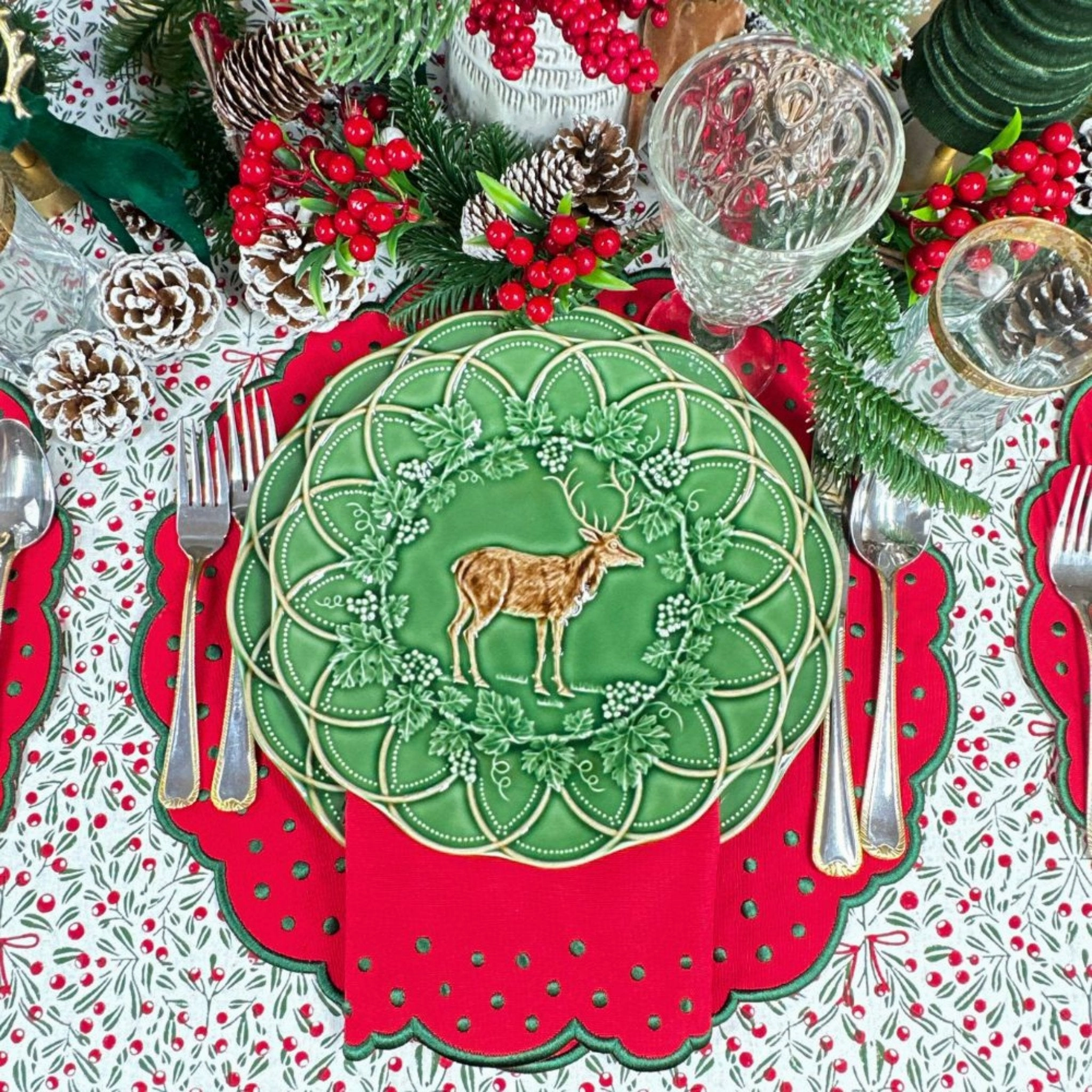 Mistletoe Tablecloth