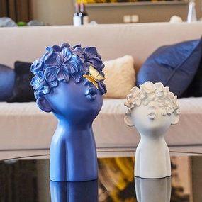 Modern home Statues ceramic table ornament
