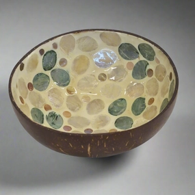 Mop coconut bowl spotted green decorative home ornament