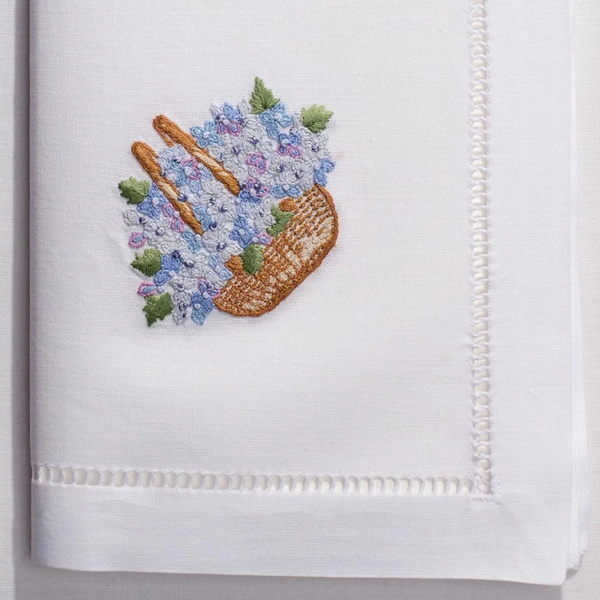 Nantucket Basket Dinner Napkin