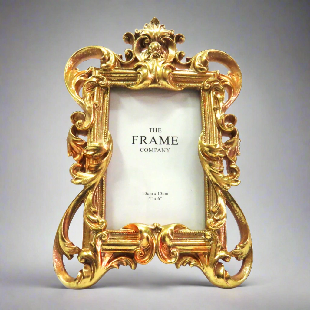 Nota Bene decorative home ornament