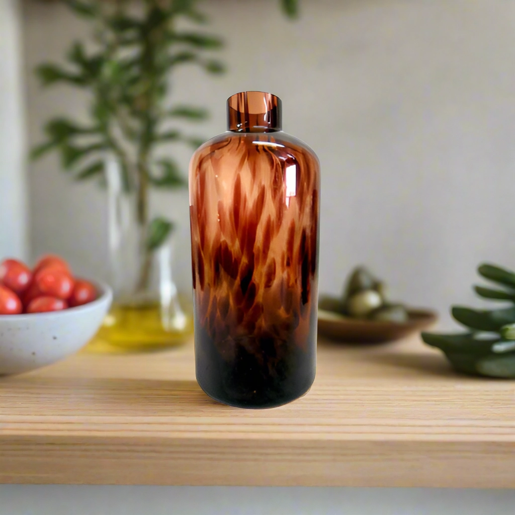 Nuru vase
