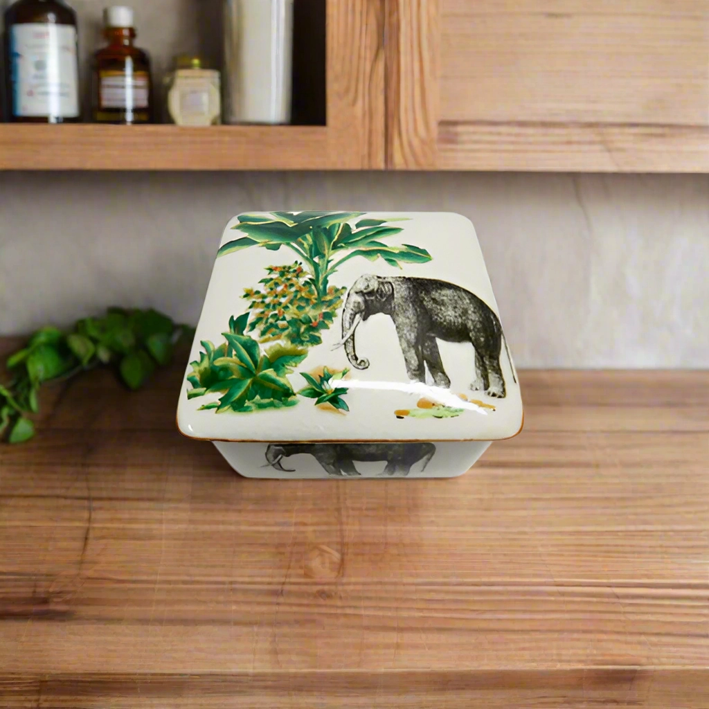 Palm elephant box