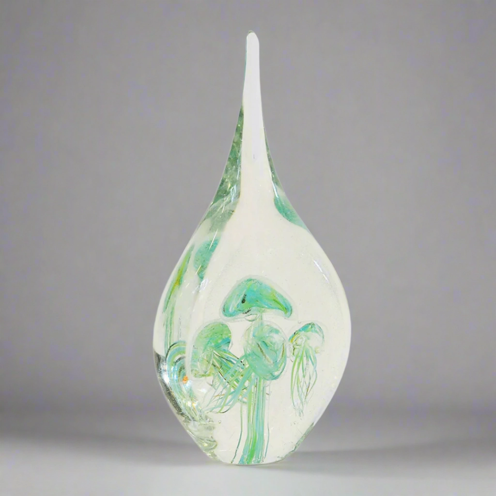 Paperweight jellyfish teardrop green 26cm decorative home ornament