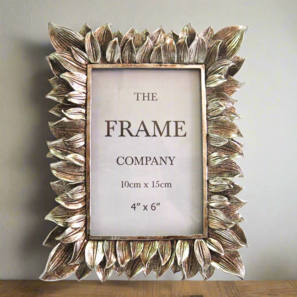Petals Frame