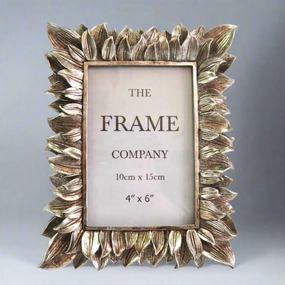 Petals Frame decorative home ornament