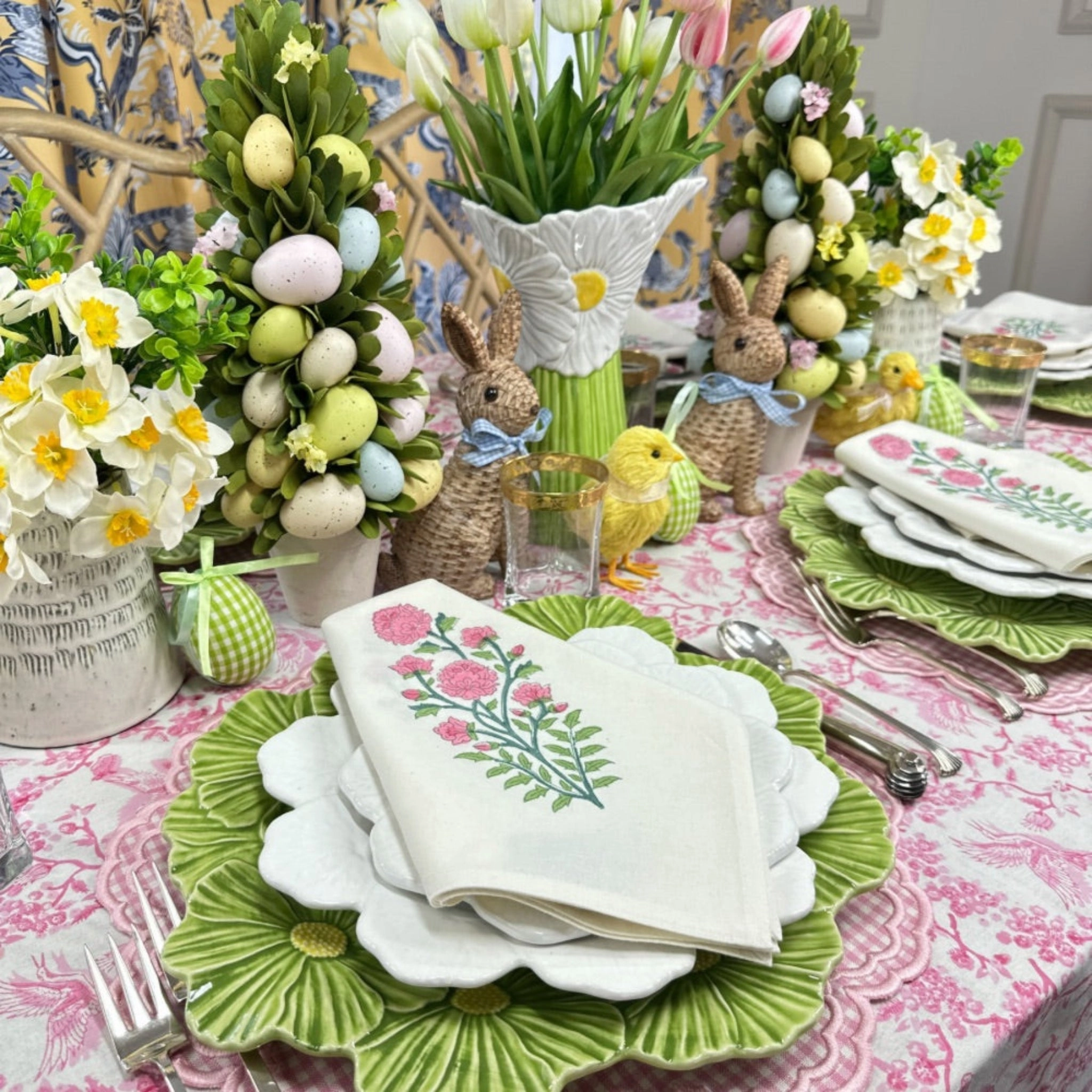 Pink Flower Motif Napkin, Set of 4