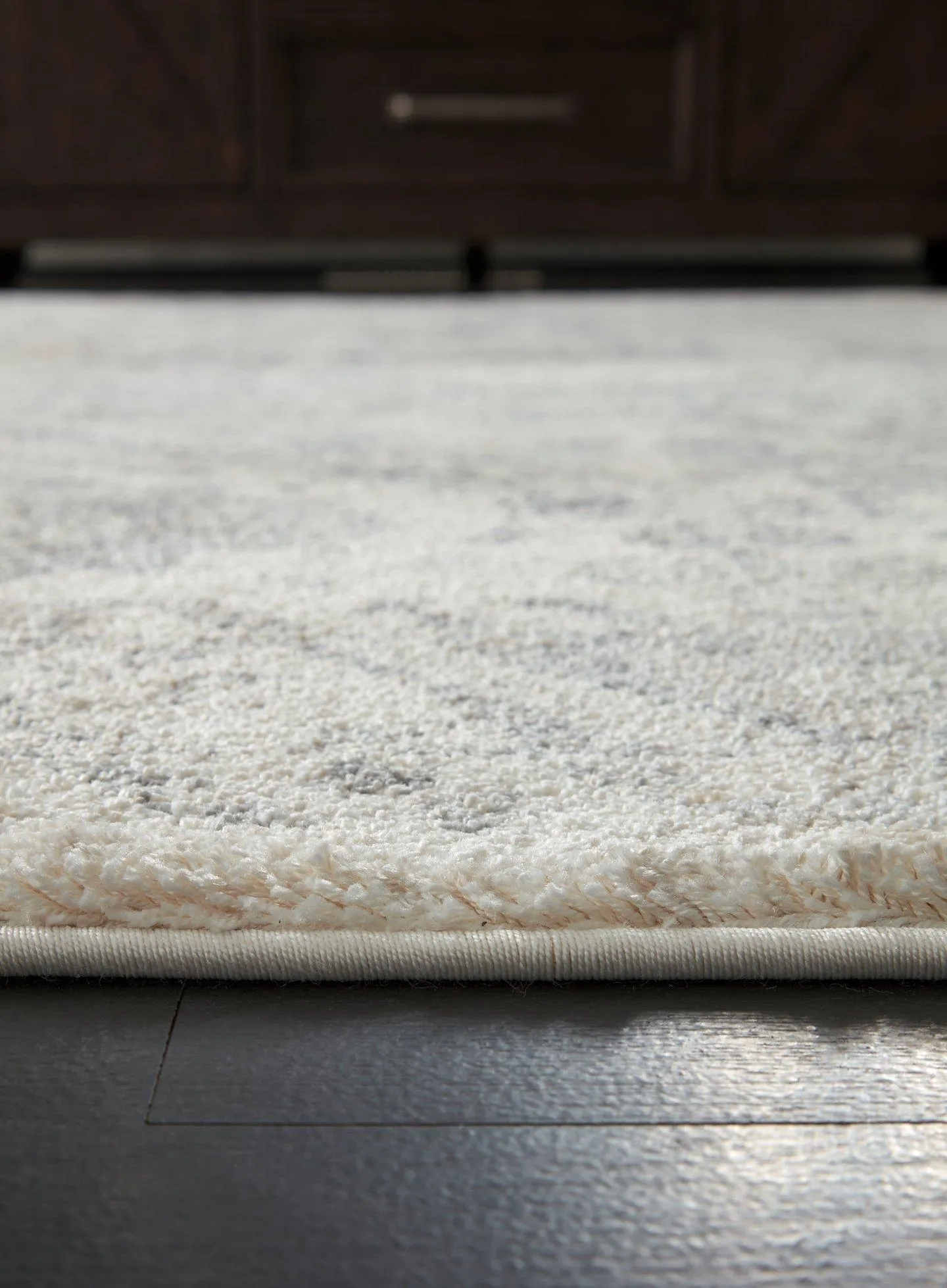 Precia 7'10" x 10'6" Rug