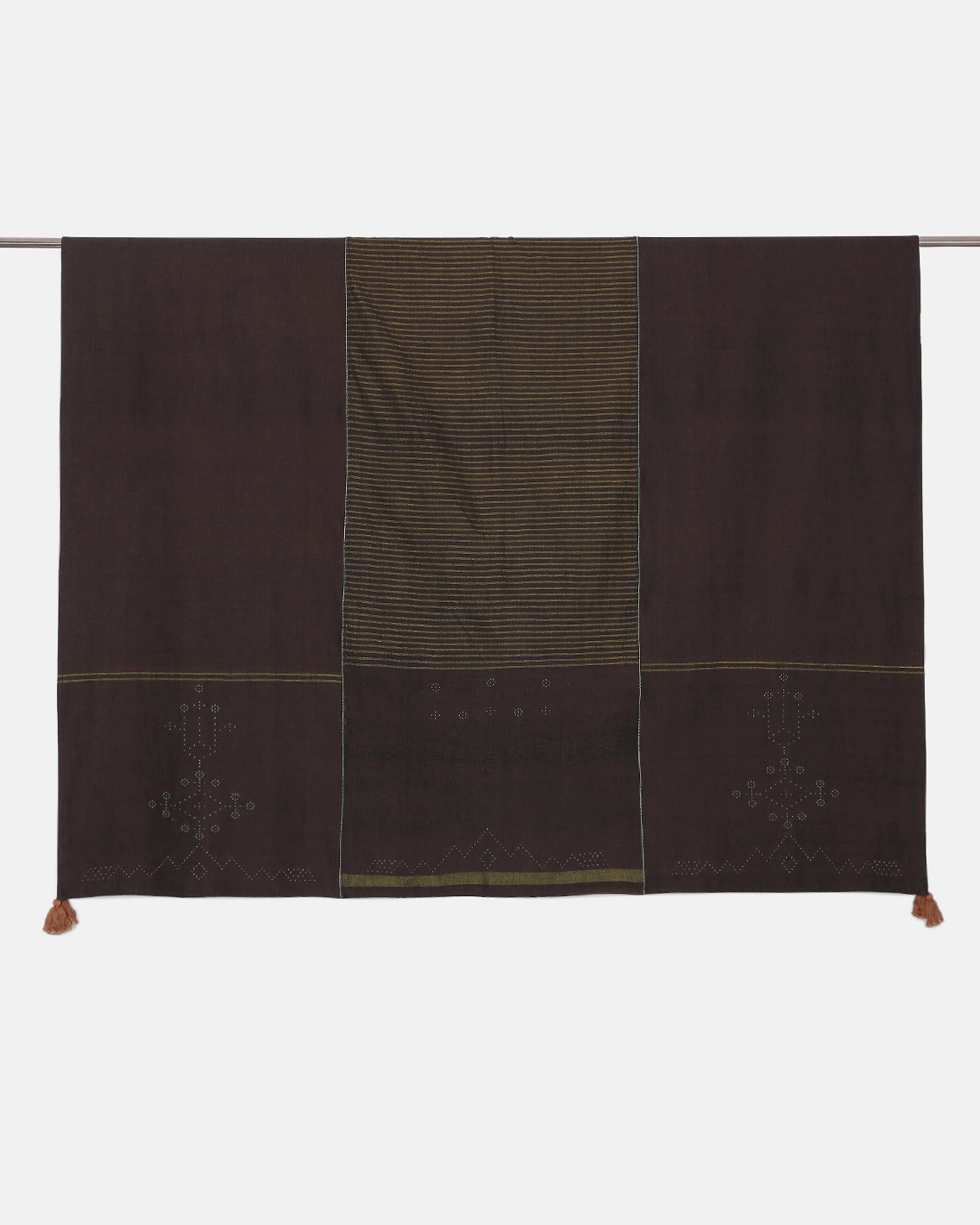 Qiyara Tangalia Cotton Table Cover ceramic table ornament
