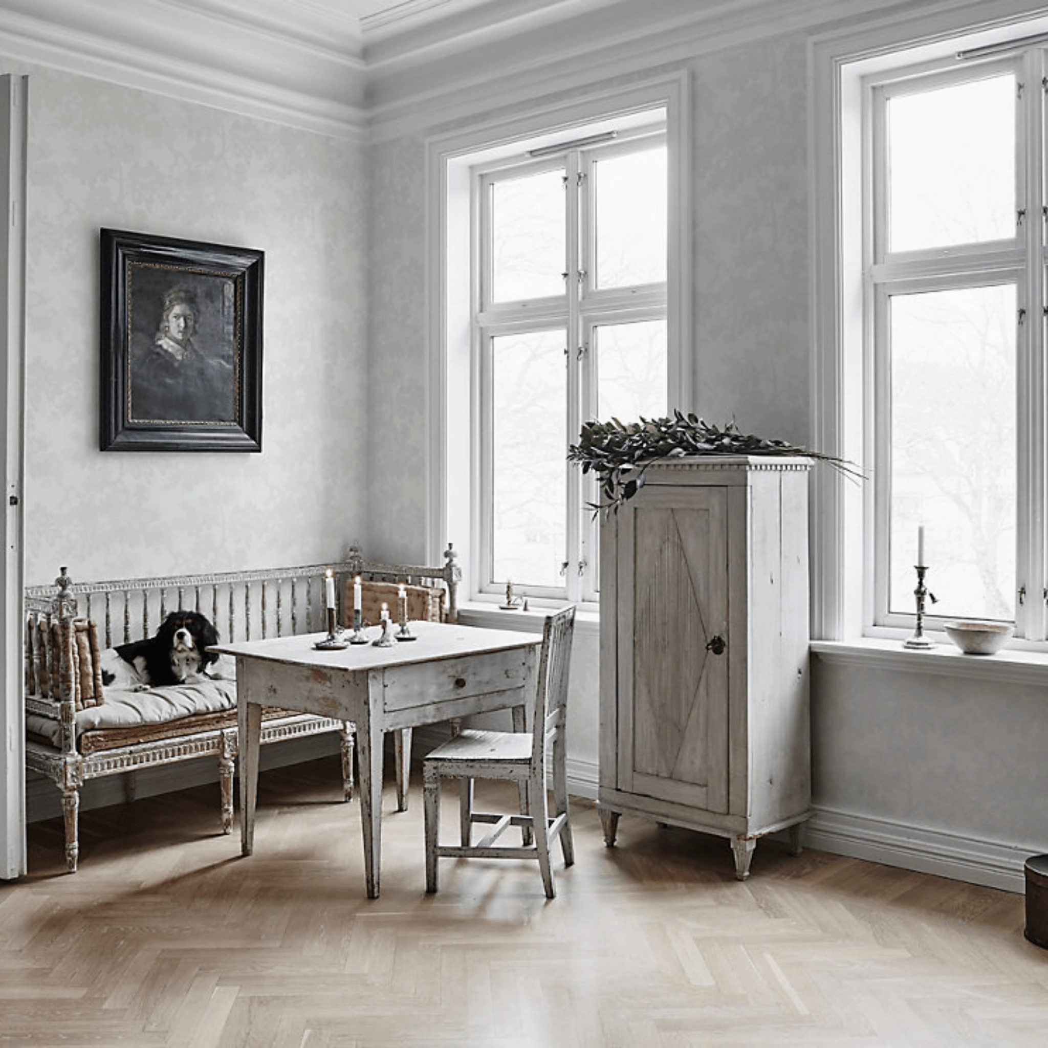 Raphael Wallcovering in White