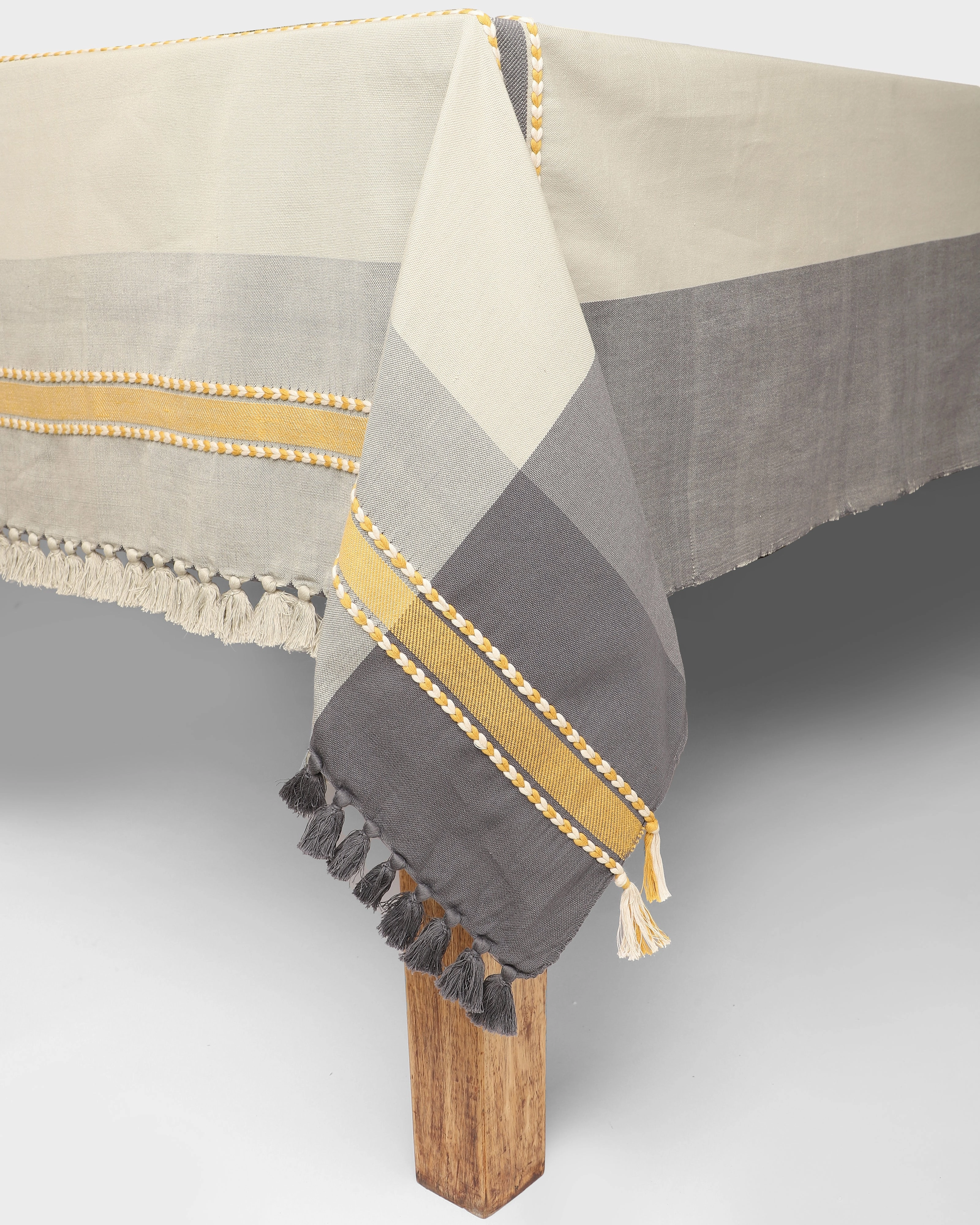 Reyhaan Extra Weft Cotton Table Cover