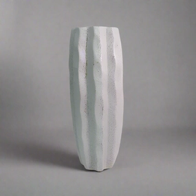 Saga vase decorative home ornament